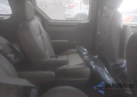 2002 Ford Windstar Limited z USA, uszkodzony, nr VIN 2FMDA584X2BA98521